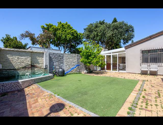 3 BEDROOM FREEHOLD SOLD IN PINELANDS